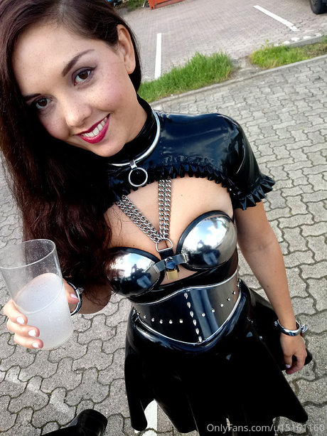 Foto di nudo di fuga di OnlyFans di Sophie Elodie