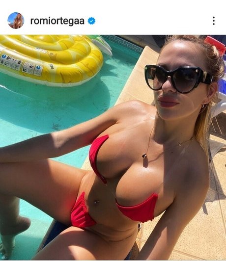 Foto di nudo di fuga di OnlyFans di Romina Ortega