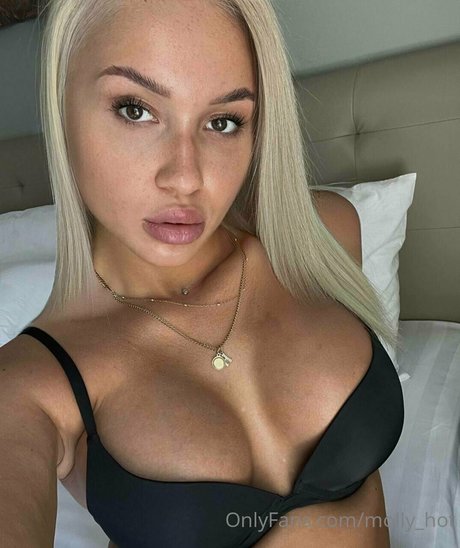 Foto di nudo di fuga di OnlyFans di Mollyhot