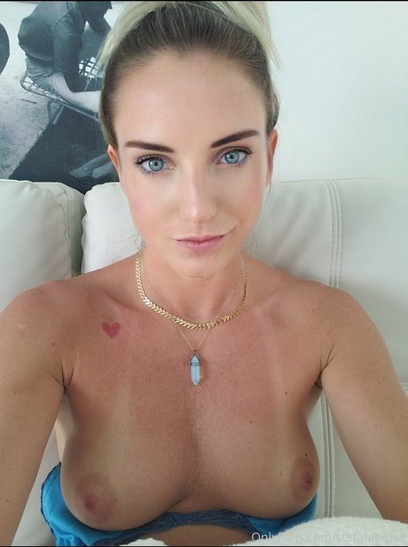 Foto di nudo di fuga di OnlyFans di Stefanie Mae