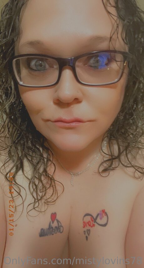 Foto di nudo di fuga di OnlyFans di Mistylovins78