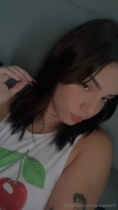 Foto di nudo di fuga di OnlyFans di Giaspeach