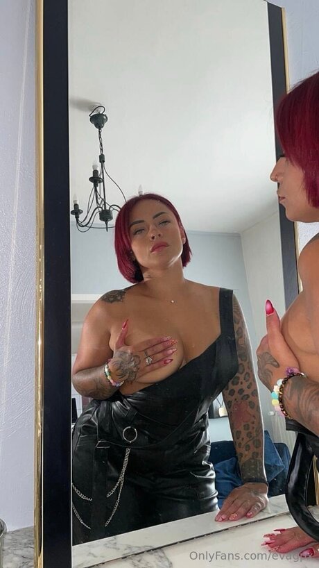 Foto di nudo di fuga di OnlyFans di Evagpx