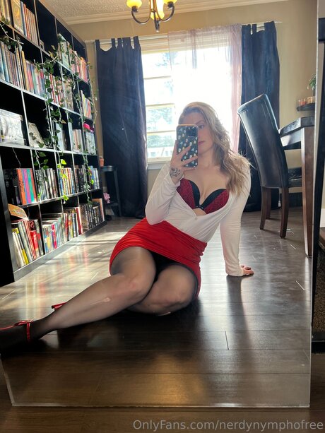 Nerdynymphofree