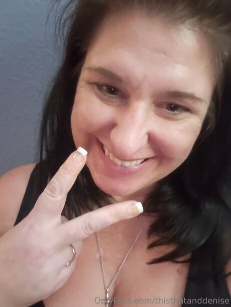 Thisthatanddenise