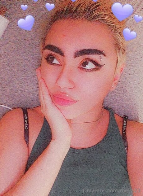 Foto di nudo di fuga di OnlyFans di Rbella23
