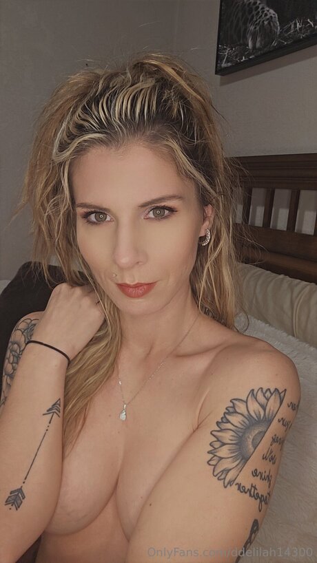 Foto di nudo di fuga di OnlyFans di Ddelilah14300