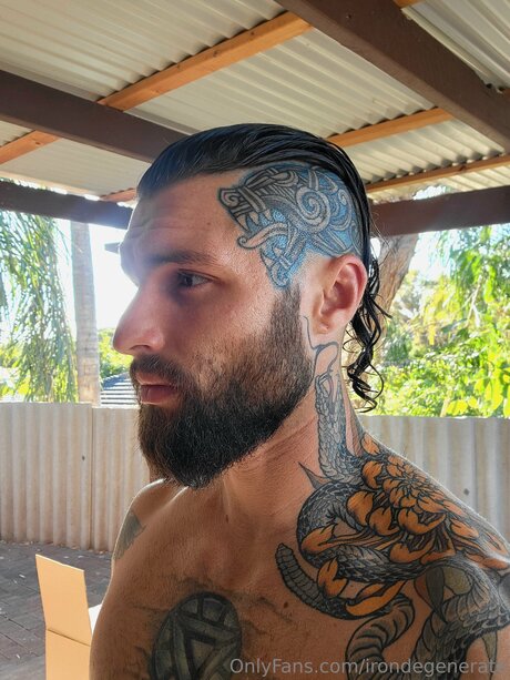 Foto di nudo di fuga di OnlyFans di Irondegenerate