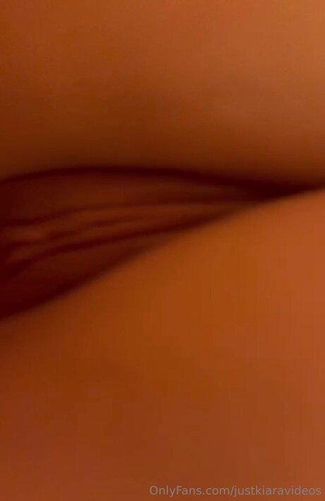 Justkiaravideos