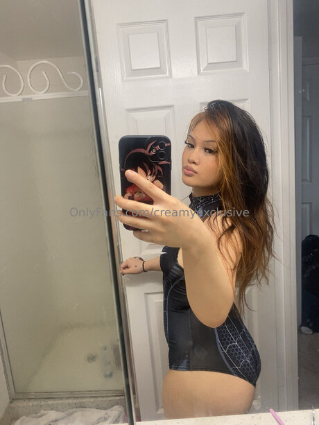 Foto di nudo di fuga di OnlyFans di Creamyexclusive