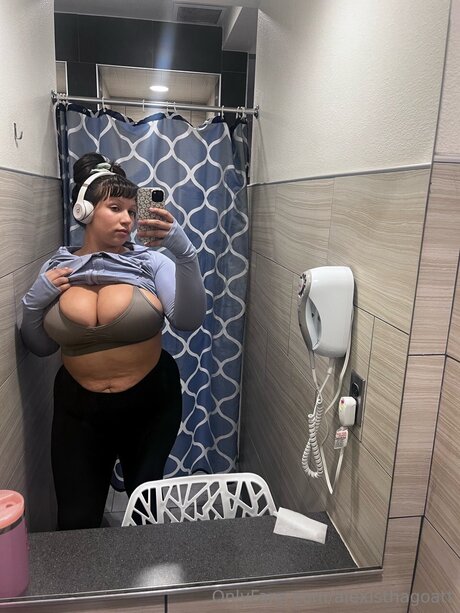 Foto di nudo di fuga di OnlyFans di Alexisthagoatt