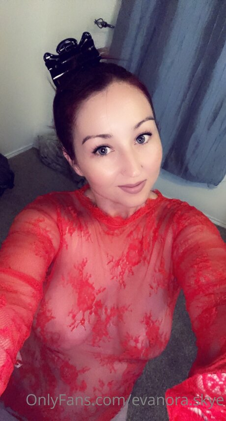 Foto di nudo di fuga di OnlyFans di Evanora Skye