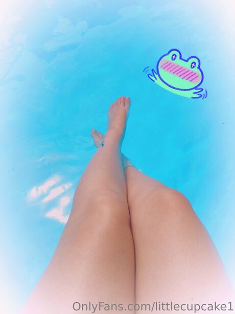 Foto di nudo di fuga di OnlyFans di Littlecupcake1