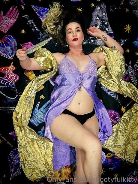 Bootyfulkitty