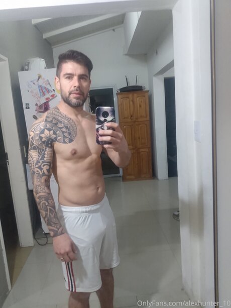 Foto di nudo di fuga di OnlyFans di Alexhunter 10