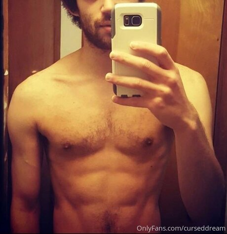Foto di nudo di fuga di OnlyFans di Justinicholas90