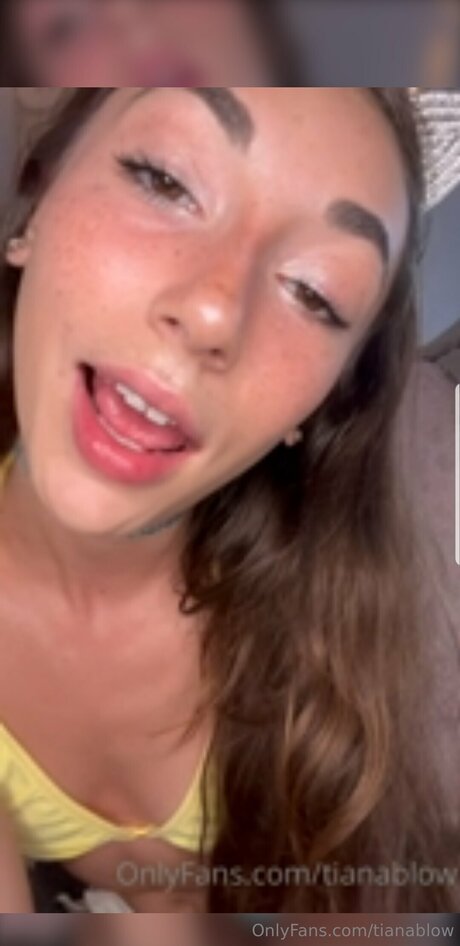 Foto di nudo di fuga di OnlyFans di Tianablow