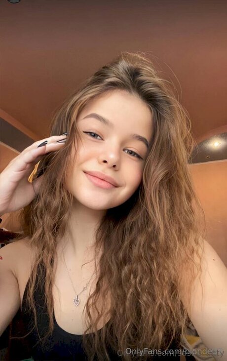 Blonde37