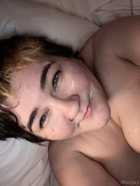 Foto di nudo di fuga di OnlyFans di Moojay