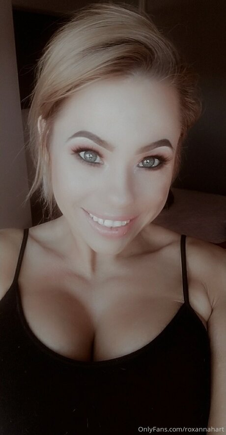 Foto di nudo di fuga di OnlyFans di Roxannahart