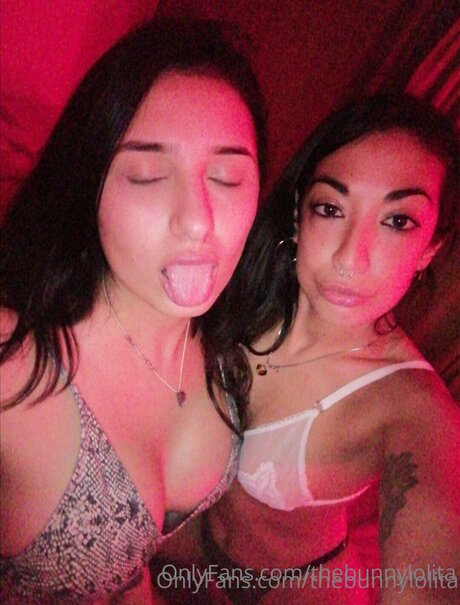 Sexybunnylola