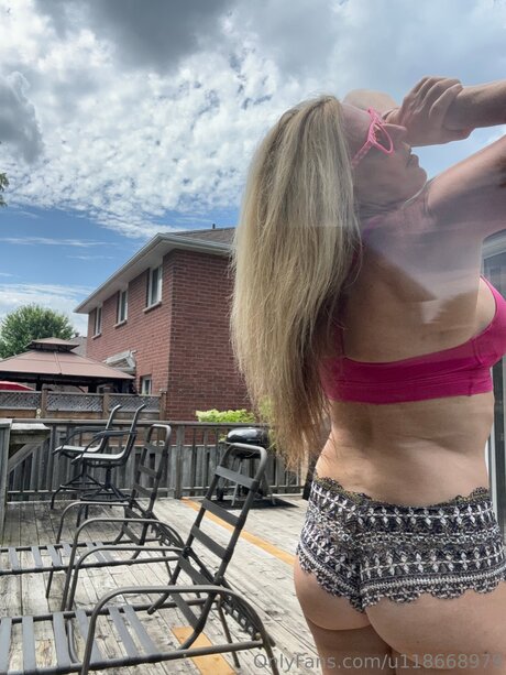 Foto di nudo di fuga di OnlyFans di U118668979