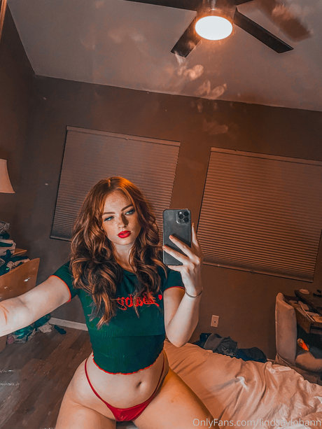 Foto di nudo di fuga di OnlyFans di Lindsay Lohann