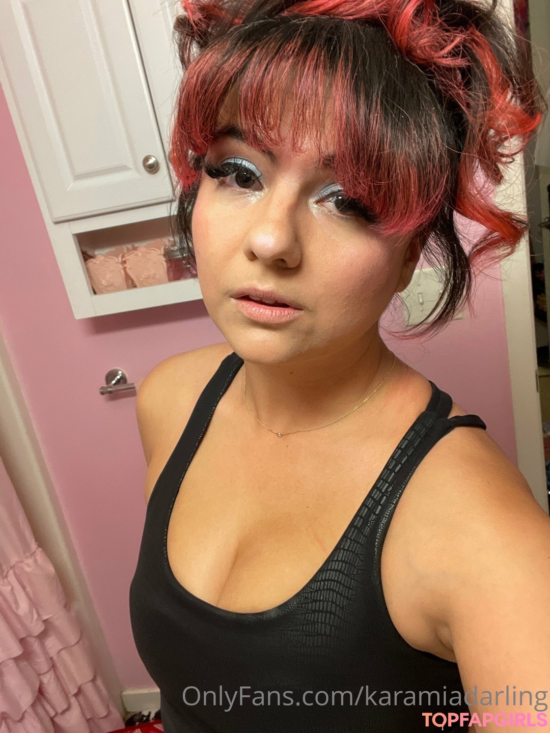 Foto di nudo di fuga di OnlyFans di Karamia Darling #3 Foto di nudo di fuga di OnlyFans di Karamia Darling #3