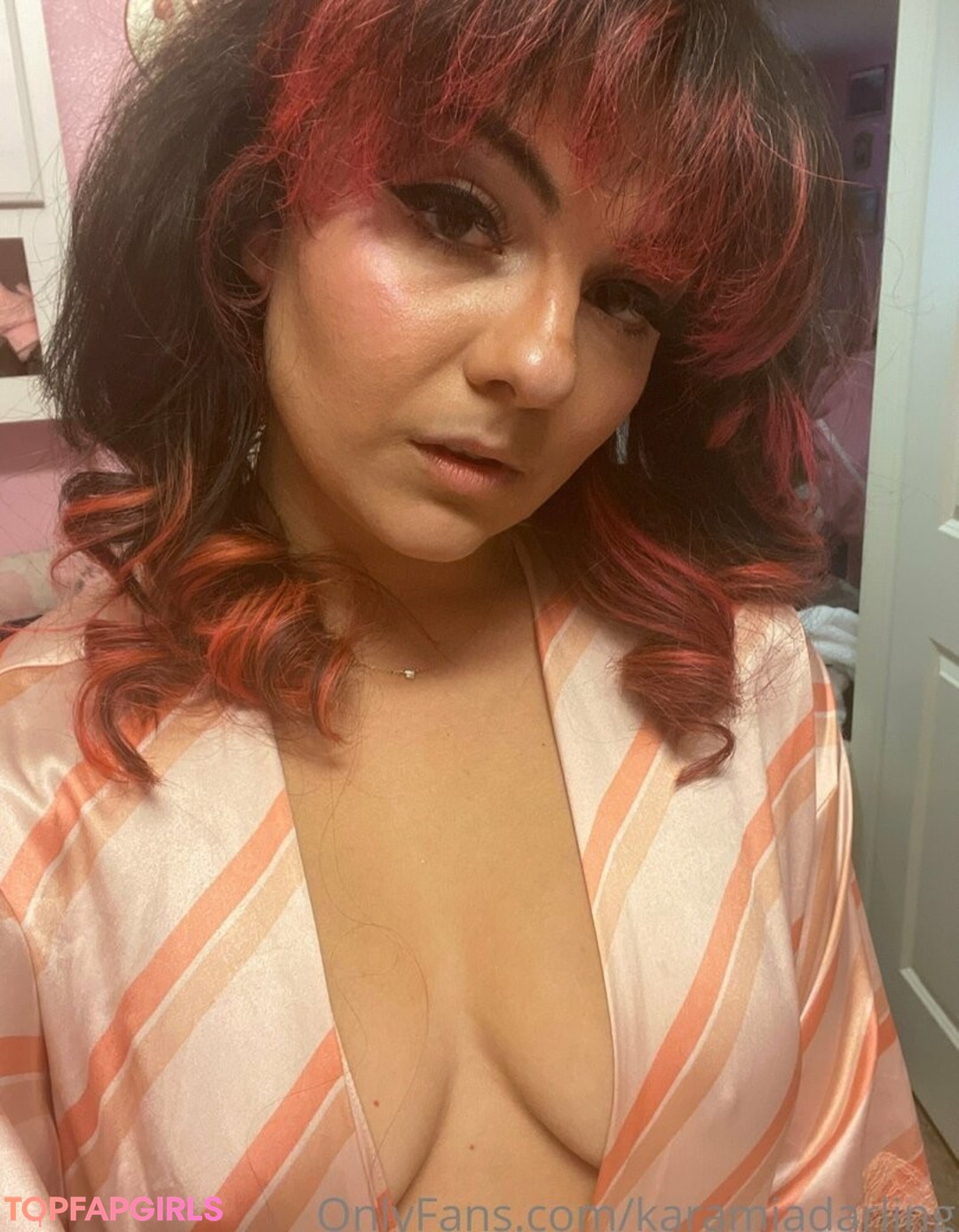 Foto di nudo di fuga di OnlyFans di Karamia Darling #44 Foto di nudo di fuga di OnlyFans di Karamia Darling #44