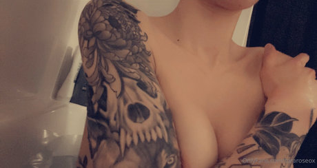 Foto di nudo di fuga di OnlyFans di Tara Rose