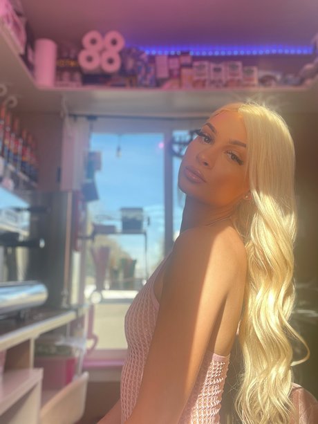 Foto di nudo di fuga di OnlyFans di Dream Girl Koko
