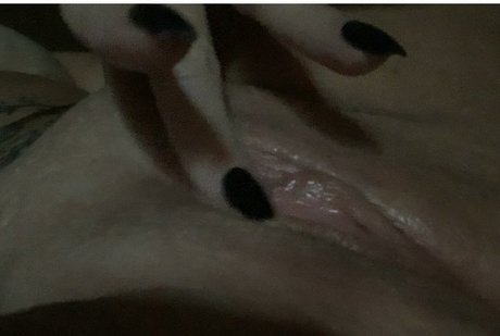 Foto di nudo di fuga di OnlyFans di Honeybeezone