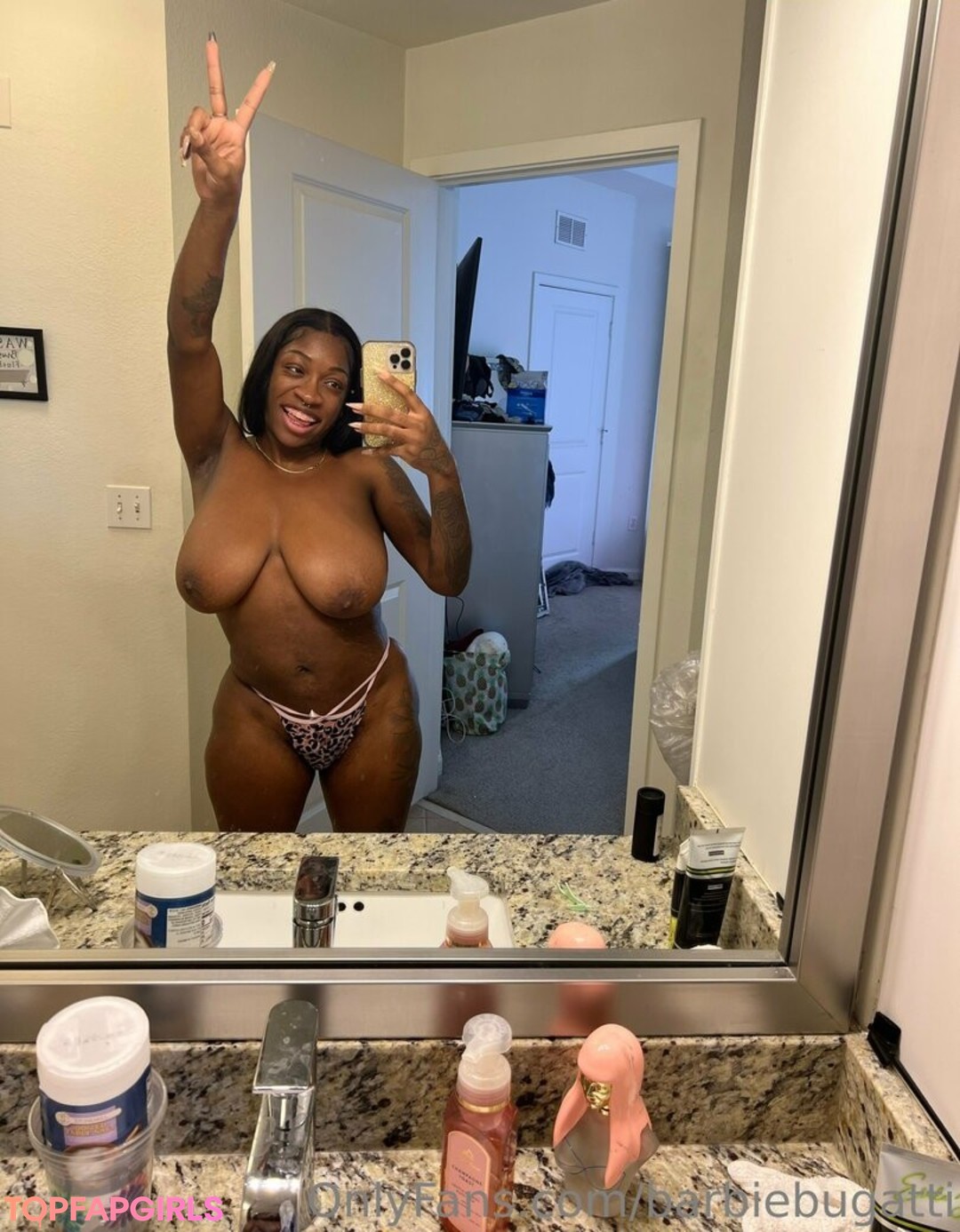 Foto di nudo di fuga di OnlyFans di Barbie Bugatti #1588
