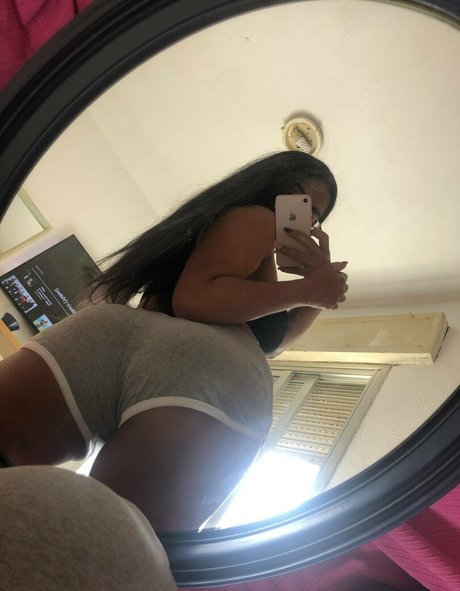 Foto di nudo di fuga di OnlyFans di Keekkiki