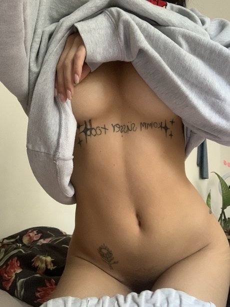Foto di nudo di fuga di OnlyFans di Manguito