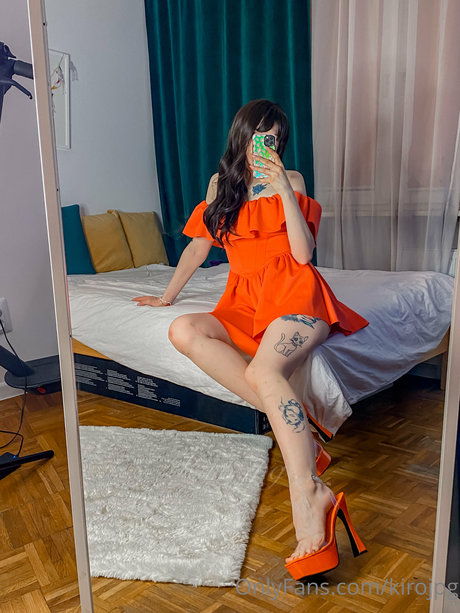 Foto di nudo di fuga di OnlyFans di Kirojpg