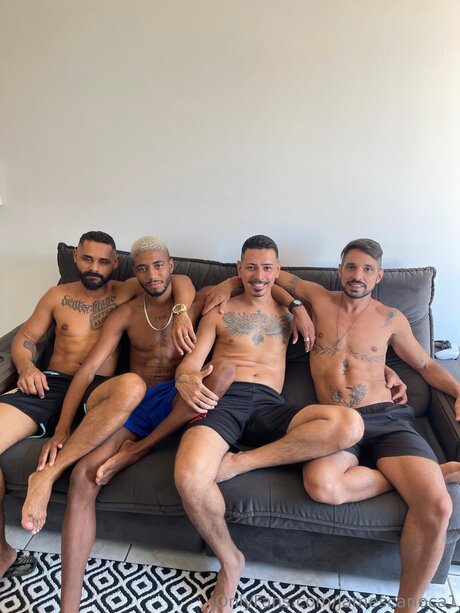 Foto di nudo di fuga di OnlyFans di Jamescarioca1