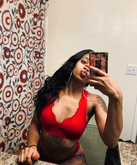 Foto di nudo di fuga di OnlyFans di Lalacakes