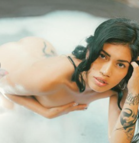Foto di nudo di fuga di OnlyFans di Morenamexa