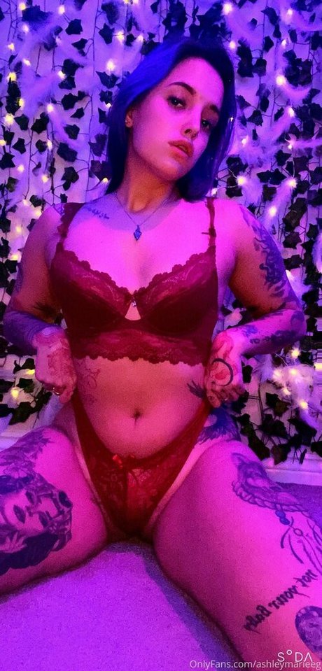 Foto di nudo di fuga di OnlyFans di Ashleymarieeg