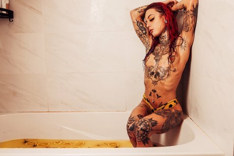 Foto di nudo di fuga di OnlyFans di Luna Extreme