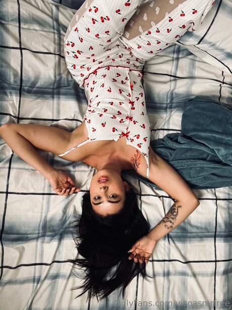 Foto di nudo di fuga di OnlyFans di Vicoasmrfree