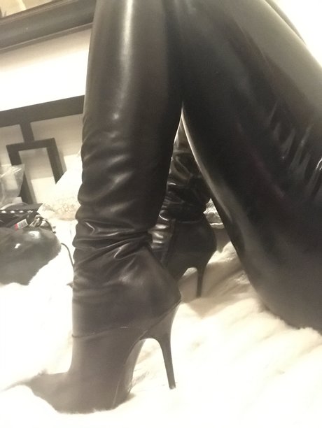 Foto di nudo di fuga di OnlyFans di Lexi Sindel