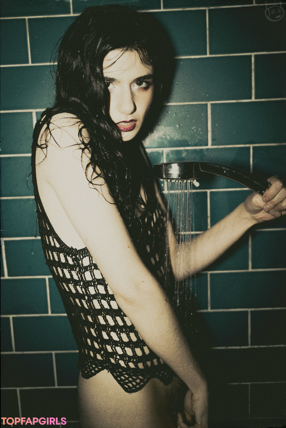 Foto di nudo di fuga di OnlyFans di Camille Alexander #39 Foto di nudo di fuga di OnlyFans di Camille Alexander #39