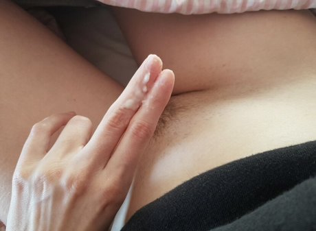 Foto di nudo di fuga di OnlyFans di Lilhanne