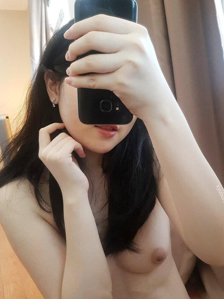 Foto di nudo di fuga di OnlyFans di Crystal