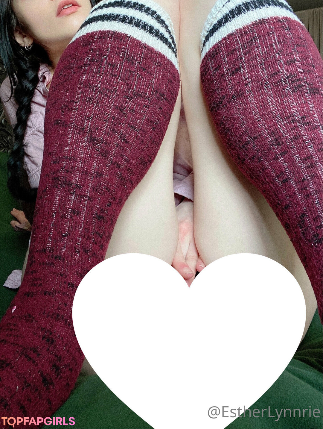 Foto di nudo di fuga di OnlyFans di Esther Lynnrie #8 Foto di nudo di fuga di OnlyFans di Esther Lynnrie #8