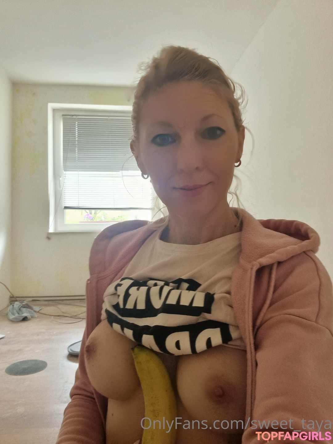 Foto di nudo di fuga di OnlyFans di Sweet Taya #4 Foto di nudo di fuga di OnlyFans di Sweet Taya #4