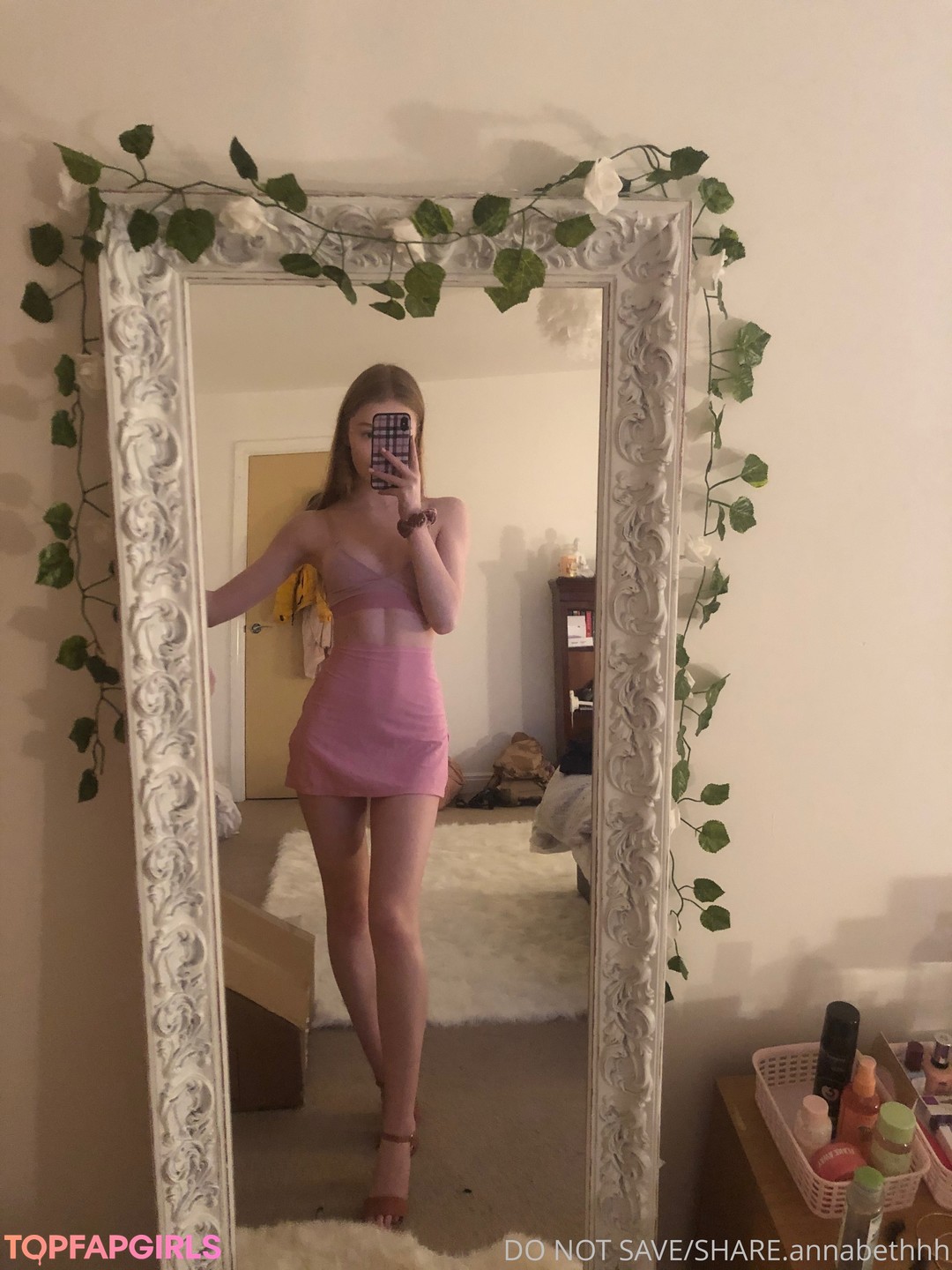 Foto di nudo di fuga di OnlyFans di Annabeth Davies #5 Foto di nudo di fuga di OnlyFans di Annabeth Davies #5