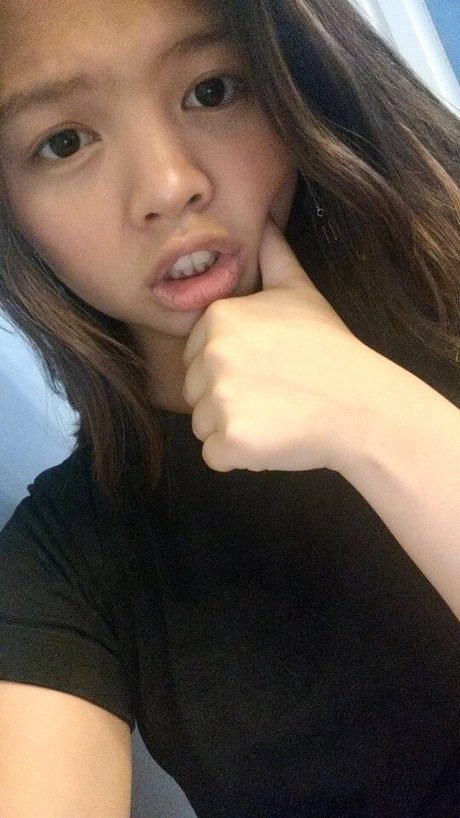 Foto di nudo di fuga di OnlyFans di Ivoryxnight